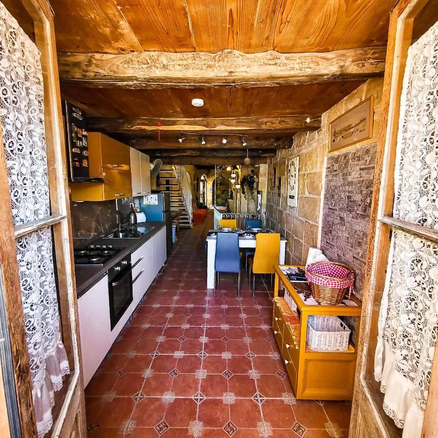 Villa 1500 Little Pink House In Kalkara Creek Exterior foto